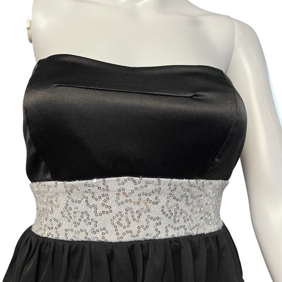 Ruby Roxy - Women’s Y2K Strapless Ruffle Sequin Dress Sz. 9 - Picture 2 of 7